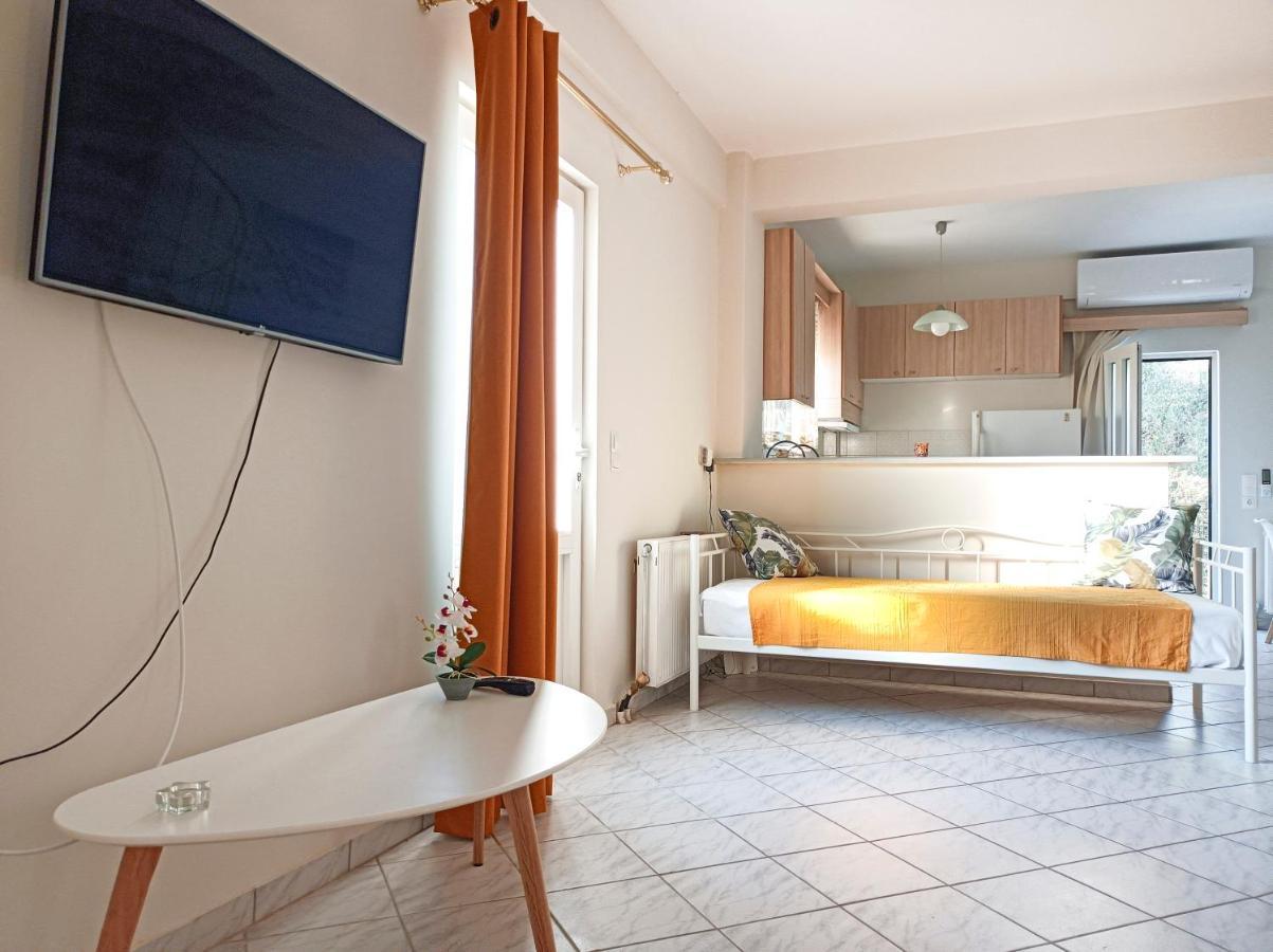 Zoi'S Hοuse.Vacation Home In Mani Near Vathi Beach Εξωτερικό φωτογραφία